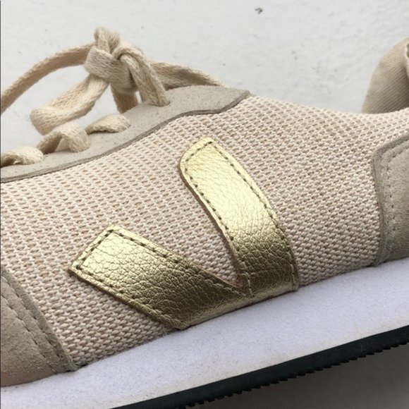 Veja Shoes - Limited Edition Veja x Club Monaco US 8 EUR 39